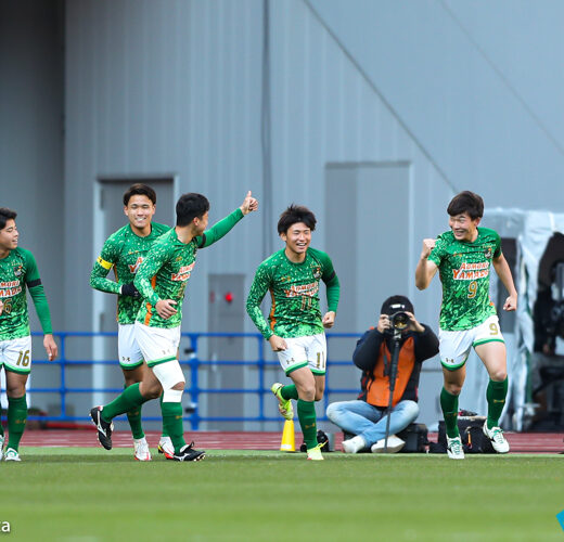 青森山田が6発快勝で3冠王手！準決勝で高川学園敗り4年連続ファイナル
