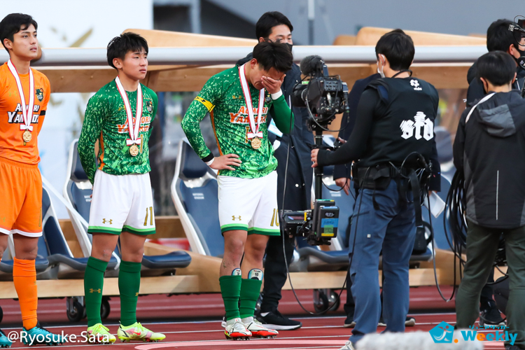 写真レポート】表彰式・選手権優勝を果たした青森山田高校（写真：67枚